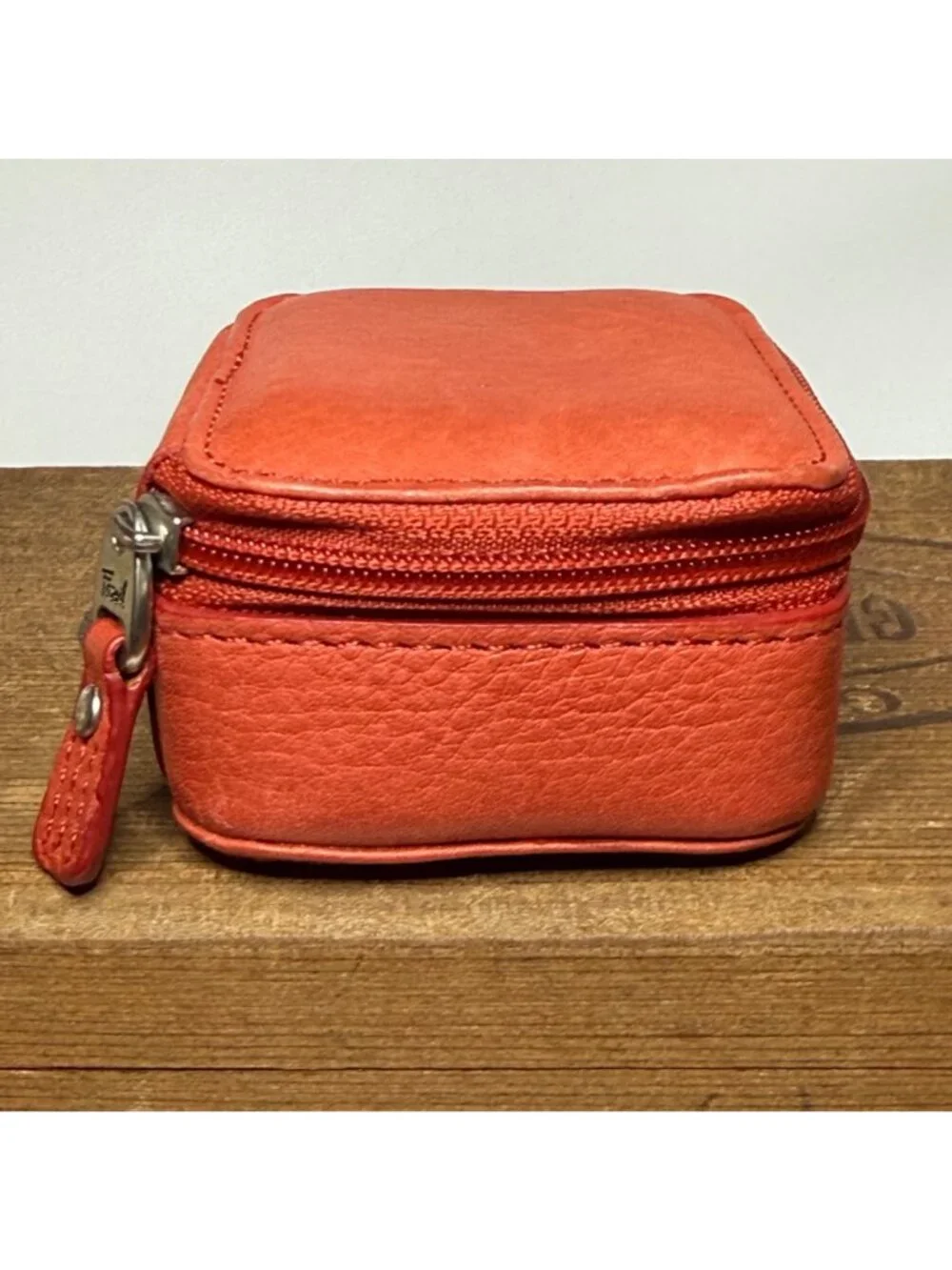 Fossil Red Leather Small Zip Around Travel Jewelry Case